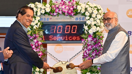 Mr. K V Kamath (Independent Director and Non-Executive Chairman, JFSL), Mr. Subhash S Mundra (Chairman, BSE), at the Listing Ceremony of Jio Financial Services Limited on the Bombay Stock Exchange, in Mumbai, India, on Monday, August 21, 2023. (Photo by Anshuman Poyrekar/ Hindustan Times)