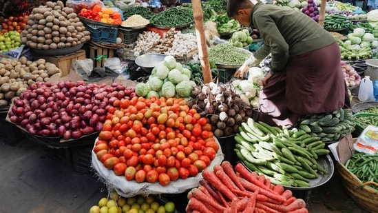 Retail inflation in July rises to 7.44 per cent from 4.87 per cent in June: Govt data.(Reuters/File)