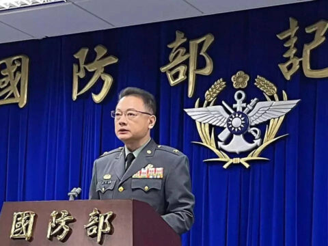 Taiwan sees no Chinese military response to VP's US trip