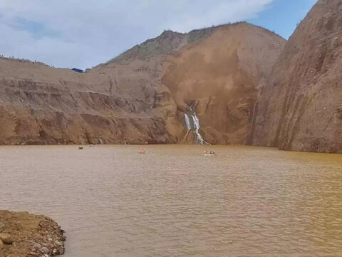 25 dead after Myanmar jade mine landslide