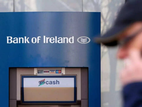 Bank of Ireland glitch allows some customers to withdraw up to 1000 euros -report