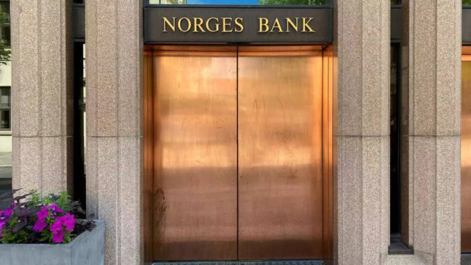 Norway Central Bank: Norway central bank marks 12th rate hike, hints at future rise