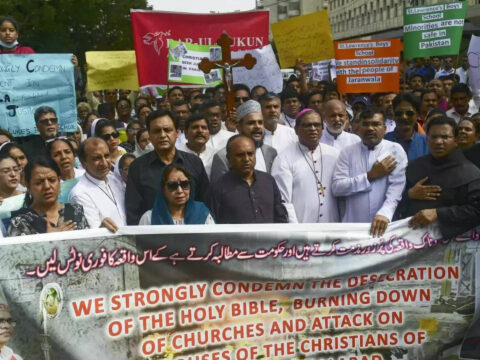 Pakistani Christian brothers held for blasphemy after mob burns churches