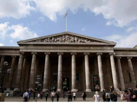 British Museum missing 2,000 artefacts after police called in