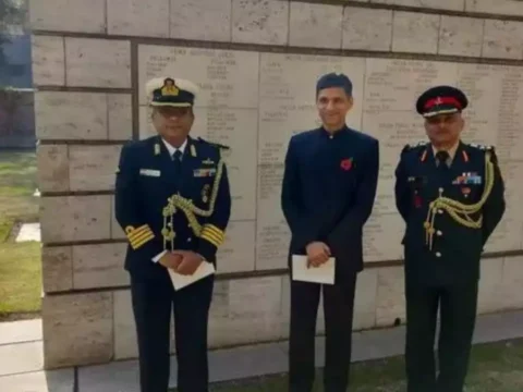 Iran: Indian envoy pays homage to Indian soldiers who died in world wars on Remembrance Day