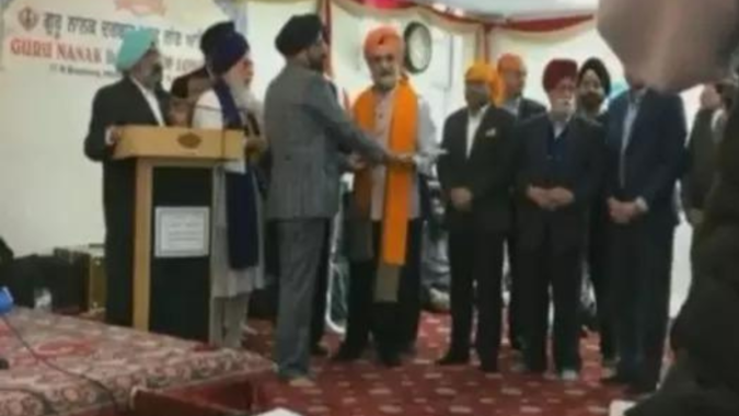 Indian envoy Taranjit Sandhu celebrates Gurpurab in New York, felicitated by Sikh community