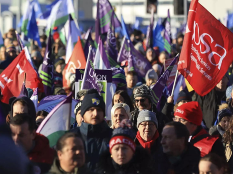 Northern Ireland Strike: Workers Protest Political Deadlock and Pay Issues | World News