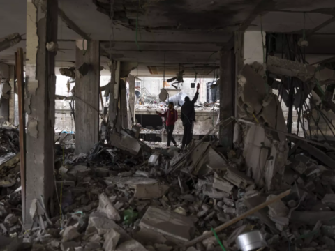 Israeli airstrikes in Rafah result in deaths of 28 Palestinians