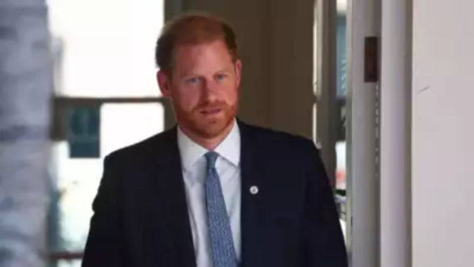 Should Prince Harry be deported from US? What Americans say