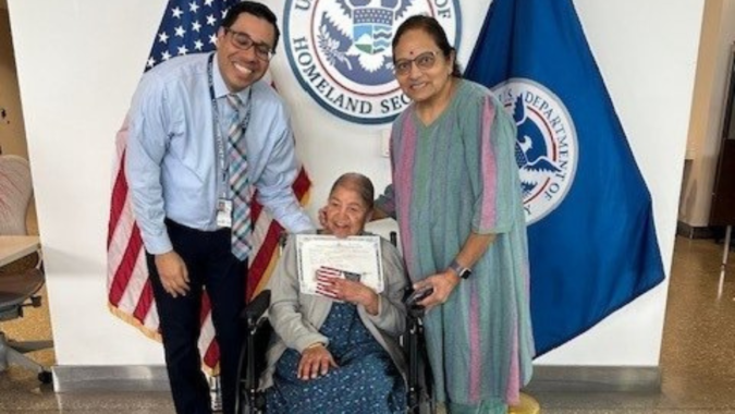 Indian-origin woman becomes US citizen at 99