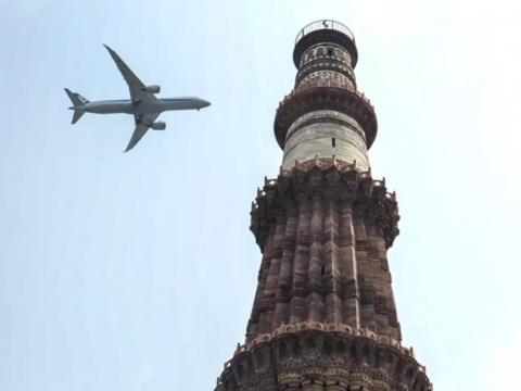 Qutb Minar model in teak to go under the hammer at UK auction house