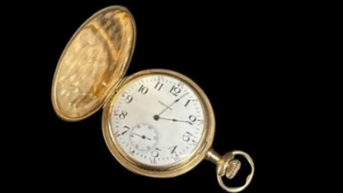 Titanic passenger's gold watch auctioned for record price