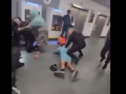 'Shame on you': Brutal video of UK cop stomping on man’s head at Manchester Airport sparks protest