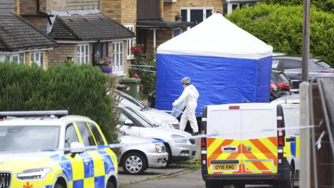 John Hunt: British police arrest man on suspicion of crossbow murders of 3 women near London