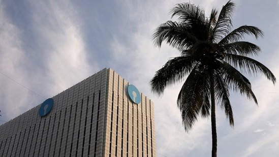 The logo of State Bank of India (SBI) is seen on the facade of its headquarters in Mumbai, India, April 12, 2023. (Niharika Kulkarni/Reuters)(REUTERS)