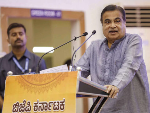 Govt formulates cashless treatment scheme for road crash victims: Nitin Gadkari