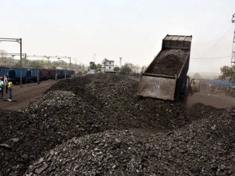 Apr-Sept coal imports up a tad at 129.5 MT