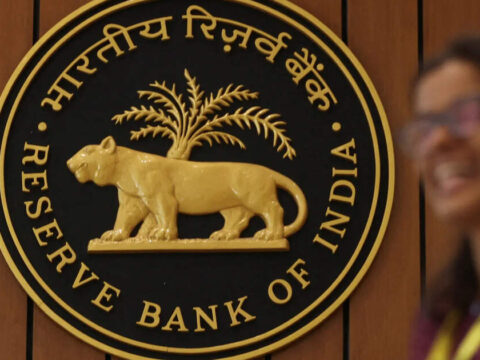 Economists predict RBI to hold policy rates steady amid economic uncertainty