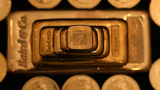 Each gold bond unit represents one gram of gold and earns a fixed annual interest of 2.5%, in addition to any capital appreciation linked to the gold price in the market. (Representative Image/Reuters)