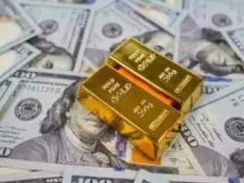 India’s forex reserves fall by $2.7 billion to $687.73 billion as of November 7 ET logo