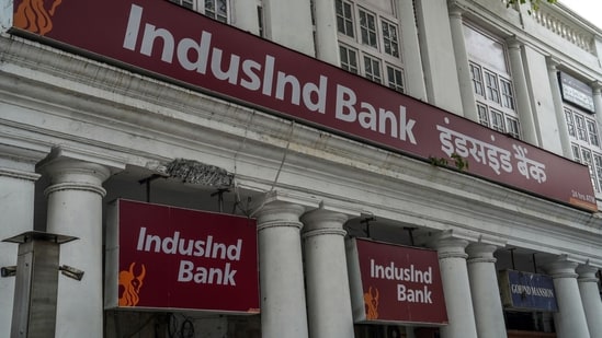 IndusInd Bank wants to claw back salaries of Sumant Kathpalia, Arun Khurana amid fraud probe| Business News The IndusInd Bank fraud relates to incorrect accounting on derivative trades that prompted a Rs-2,000 crore hit to its accounts. (Bloomberg)