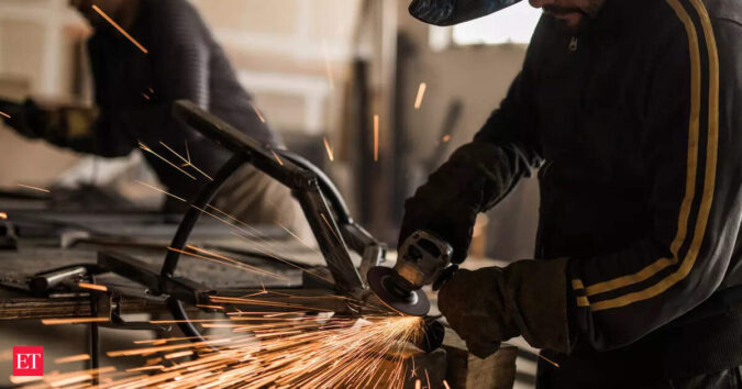 India's industrial output slows to 0.4% in Oct from 4.6% in Sept