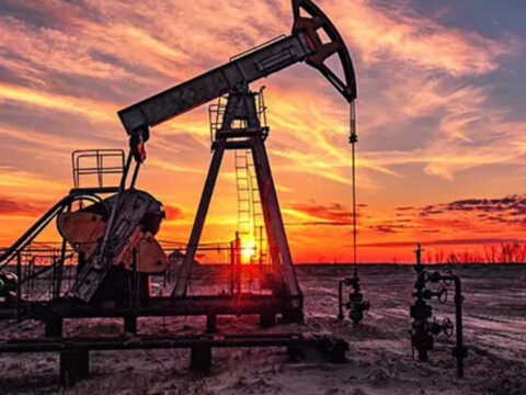 India imports more Russian crude, but mix of buyers shifts ET logo