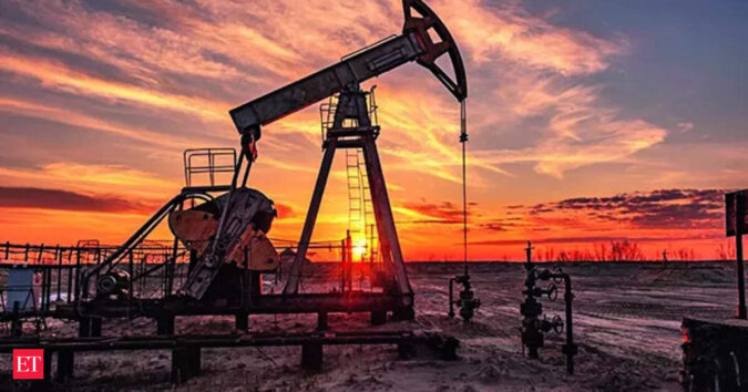 India imports more Russian crude, but mix of buyers shifts ET logo