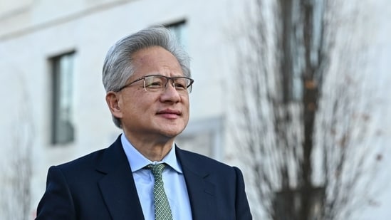 U.S. Plans to Approve Export of Nvidia’s H200 Chip to China| Business News Nvidia Chief Executive Jensen Huang