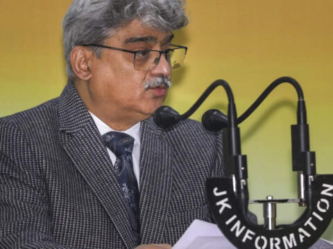 PM monitoring 15 high-priority projects worth Rs 1.12 lakh crore in J-K: CS Dulloo ET logo