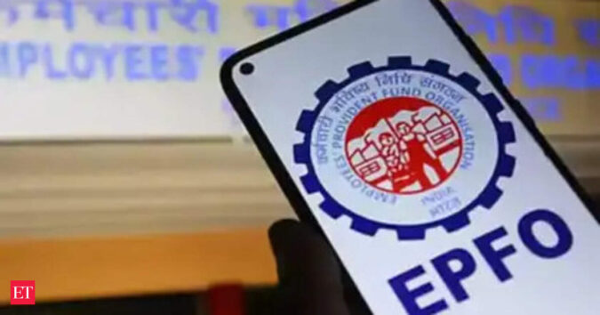 Government weighs raising EPFO wage ceiling to Rs 25,000 a month