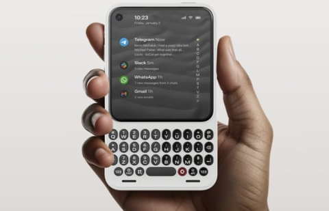 British startup Clicks, best known for its ‘Clicks for iPhone’ keyboard case, has unveiled the Communicator smartphone. (Official image)