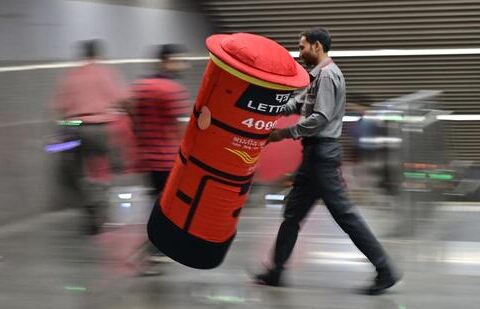 India Post sets 30% higher revenue target despite slow growth last year| Business News India Post has earned ₹10,155 crore in the first three quarters of the current financial year, compared to ₹9,385 crore in the same period last year. (Anshuman Poyrekar/HT Photo)