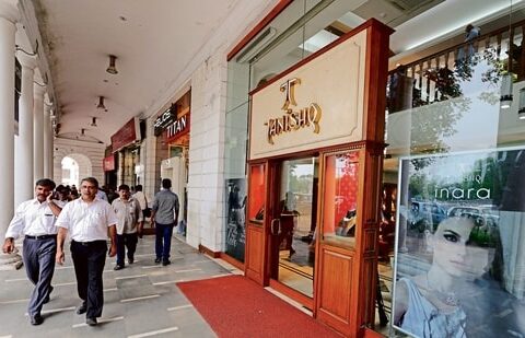 A Tanishq store in New Delhi. Titan's jewellery business, housed under its  Tanishq brand, accounts for 85% of its revenue. (Mint)