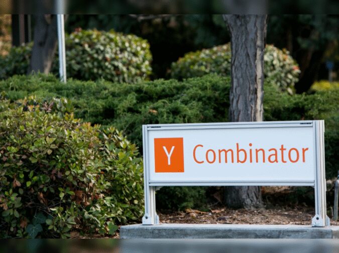 Startup incubator Y Combinator quietly cuts Canada from countries where it will invest Startup incubator Y Combinator quietly cuts Canada from countries where it will invest