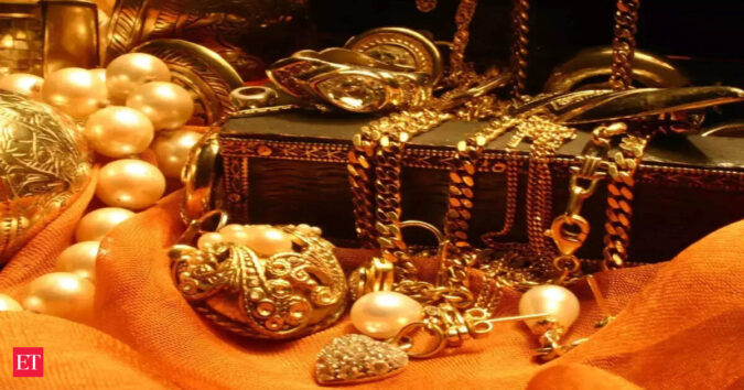 Gem, jewellery exports dip by 5.79 pc at USD 2,238.54 million in Jan: GJEPC ET logo