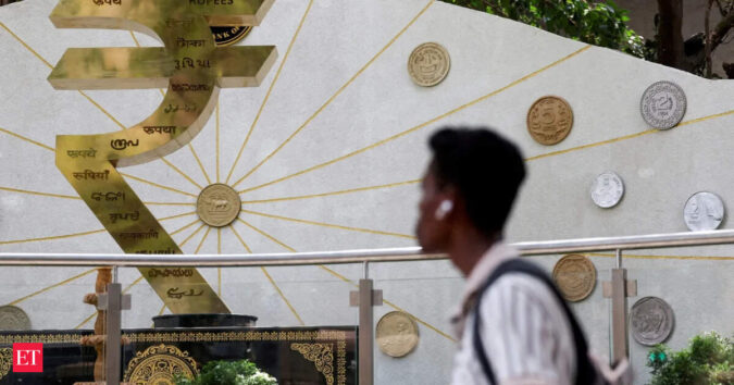 No escape for the rupee also, it could slip below 91.50/$ No Escape for the Rupee Also, it Could Slip Below 91