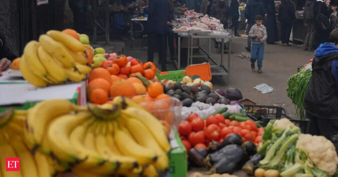 Indian fruit, vegetable exporters a worried lot as Iran war upsets all calculations ET logo