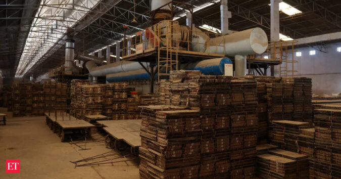 Exporters seek priority allocation of LPG and natural gas for manufacturing units ET logo