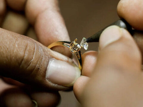 Govt imposes import curbs on silver jewellery studded with diamonds