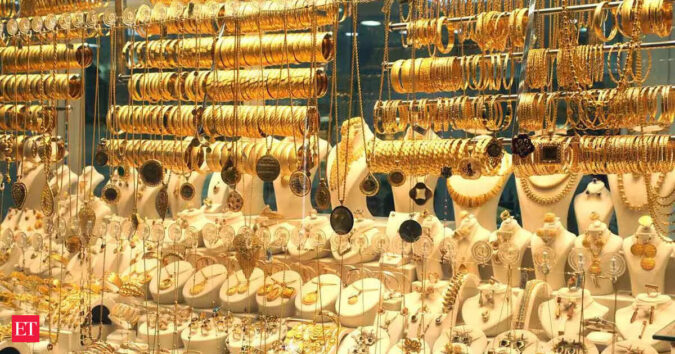 Government extends validity of TRQ license for gold imports under trade pact with UAE