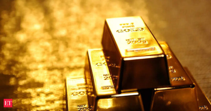 Forex kitty slips below $700 billion as bullion loses some sheen ET logo