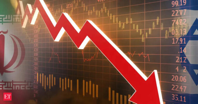 Israel-Iran war: India’s economy shows early strain; CEA warns of ‘significant’ hit to growth, inflation, balances in March review ET logo