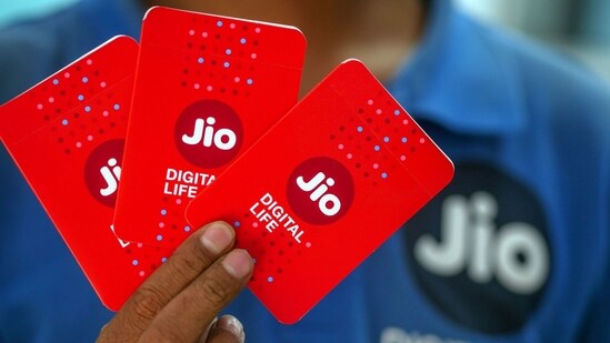 A Jio Platforms IPO—the first listing of a major Reliance unit in almost 20 years—could be the country’s biggest ever. (Bloomberg)