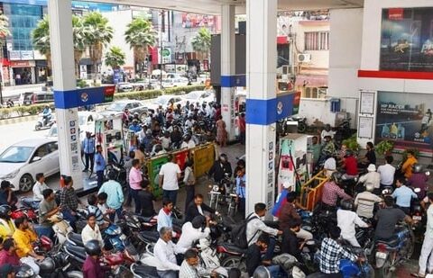 Vehicles at a petrol pump in Prayagraj on Thursday. (HT)