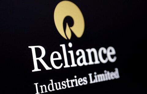 Reliance Industries operates the world's largest oil-refining complex in Jamnagar, Gujarat. (Reuters)