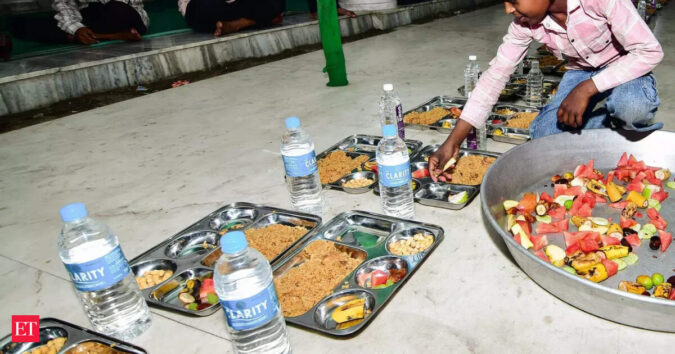 Food, fuel prices push up March retail inflation to 3.4% India's retail inflation and food inflation