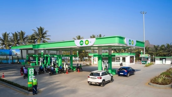 A Jio-BP petrol pump. While Reliance Industries runs only 2% of the more than 102,000 fuel stations in India, it’s the first operator to go beyond price hikes to rationing supply.