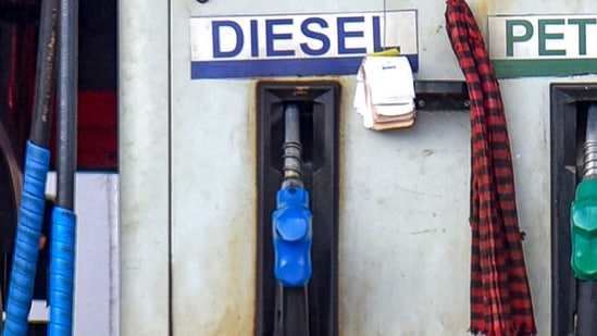 **PTI's Best Photos of the Week** Guwahati: A notice at a petrol pump reads, "Petrol out of stock", amid rumours of fuel shortage in the wake of the West Asian conflict, in Guwahati, Assam, Thursday, March 26, 2026. (PTI Photo)(PTI03_26_2026_000072B)(PTI03_29_2026_000250B) *** Local Caption *** (PTI)