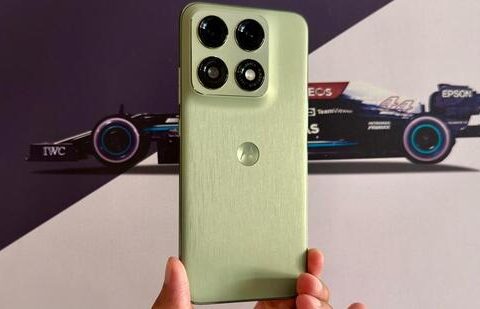 The Motorola Edge 70 Pro’s slim design meets a large battery, a Pantone-validated camera, and a powerful chip. (Vishal Mathur | HT Photo)